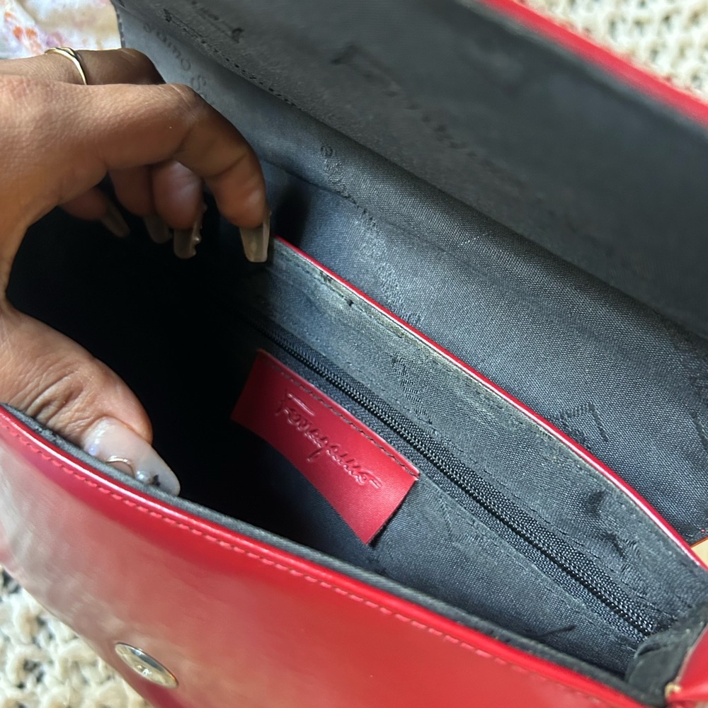Ferragamo Red Leather Shoulder Bag - Picture 8 of 8